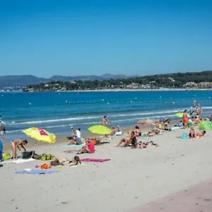 Appartement & Soleil, 5 Minutes A Pied Du Port Et De La, Saint-Cyr-sur-Mer