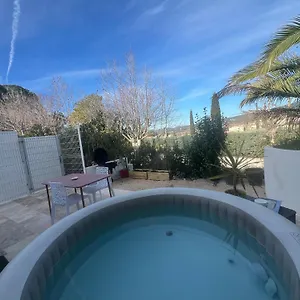 Appartement Maison T2 Avec Jaccuzi Wifi Parking, Saint-Cyr-sur-Mer