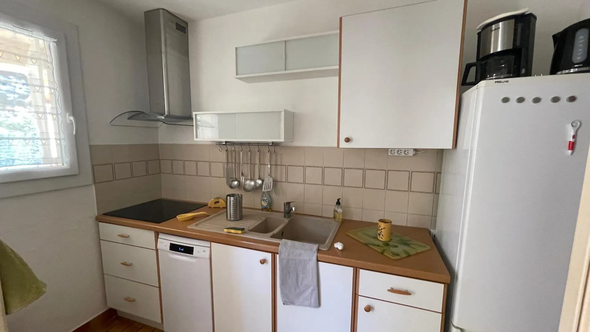 Appart-St Cyr Sur Mer-La Madrague-4Pers-Parking Saint-Cyr-sur-Mer 0*,  France